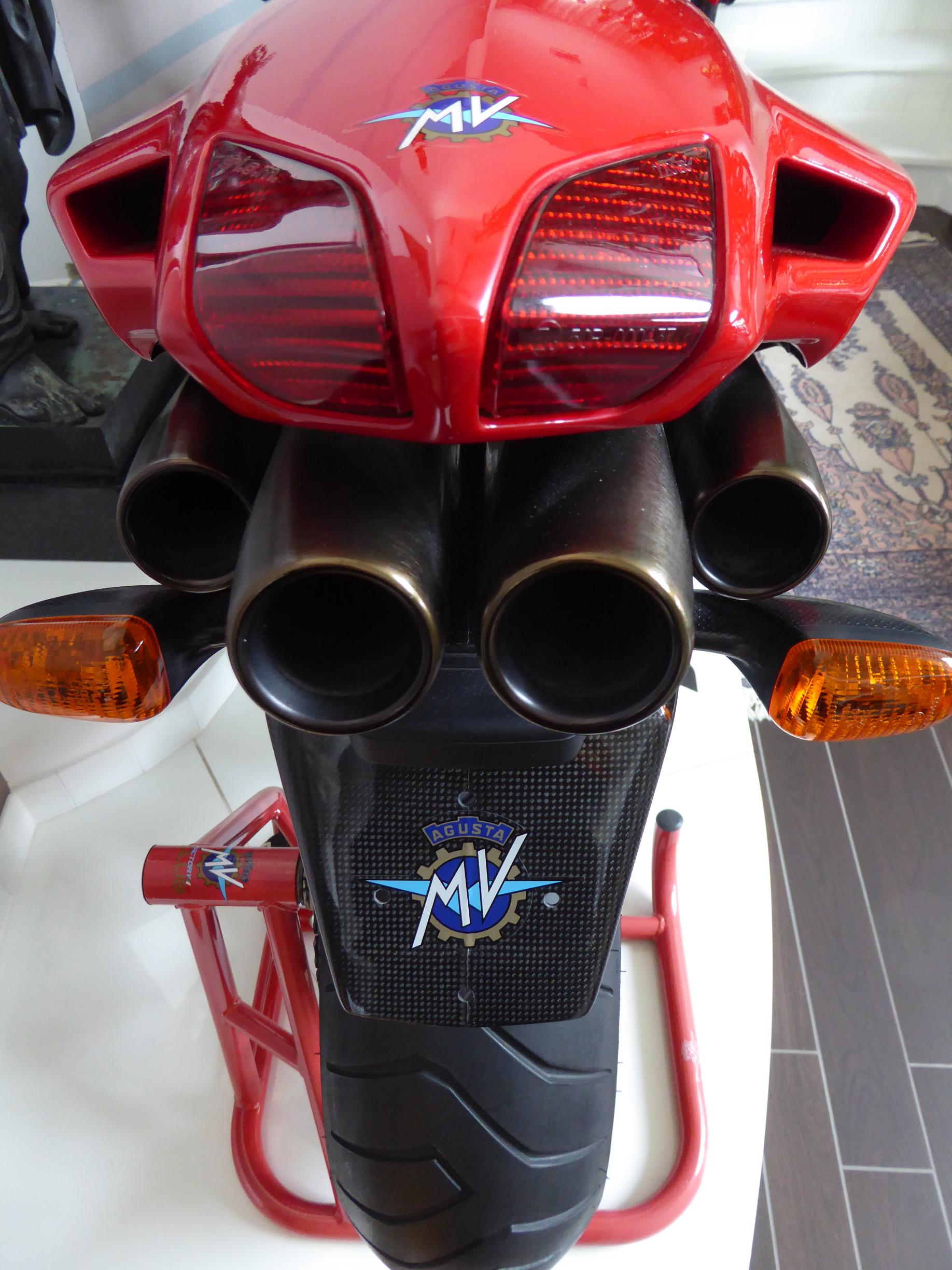 MV Agusta F4 750 "Serie Oro" – #117/300 – Ultra-Rare Collector's Opportunity
